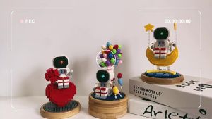 MEKANSM Mainan Balok Bangunan Astronot Nano Block Space Astronaut Model DIY Gift Anak Mainan Edukatif