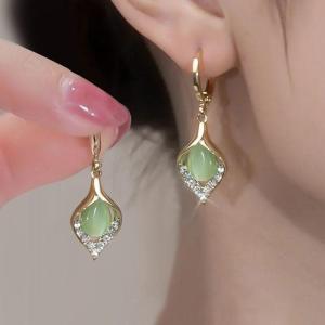 Trend Korean Elegant Ginkgo Leaf Moonlight Cat Eye Stone Earrings for Women Fashion Pearl Earrings Party Jewelry Gifts Wholesale