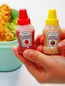 MRUN | Portable Refillable Squeeze Sauce Bottle