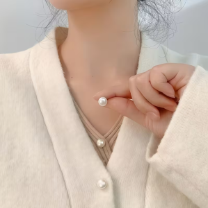 6PCS No-Sew Faux Pearl Anti-Gap Buttons Invisible Brooches Clothes-Friendly Ideal Fasteners for Shirt Necklines