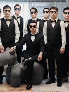 ชุดแต่งงานชาย 3 ชิ้น ชุดสูทผู้ชาย ชุดกี่เพ้า เสื้อเชิ้ต เสื้อคลุม ชุดทหาร ชุดพี่เลี้ยง ชุดทำงาน ชุดลำลอง ชุดทำงาน