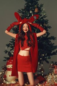 Photo Studio New Style Christmas Theme Sweater Sweet Heart Girl Rabbit Girl Atmosphere Personal Photography Clothing Polyester Material