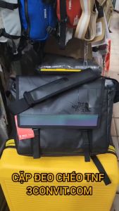 Cặp đeo chéo tnf 2025