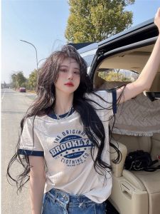 Salt System Hong Kong Style Niche Print Contrast Color Retro T-shirt Summer Clothing New Chic Short sleeve Womens Top Inner wear Bottoming Shirt