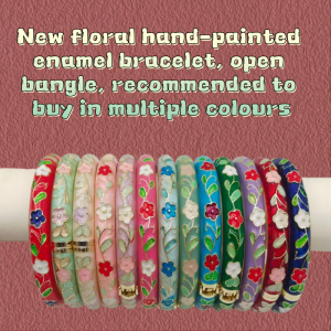 Vintage enamel spring open bangle with hand-painted flowers Bohemian bangle suitable for multiple wears suitable for women