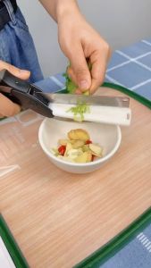 CLEVER CUTTER Pisau Gunting Sayur dan Buah Dengan Talenan Multifungsi Praktis