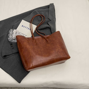 Large Capacity Womens Shoulder Bag 2025 New Style Autumn Winter Brown Commuter Tote Bag for College Students Class