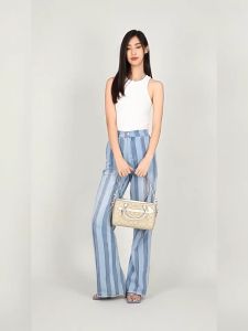 Discover the Authentic Coach F79946 & F83607 Boston Leather Sling Bag