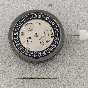 China NH35 Movement Watch Replacement High Accuracy 24 Jewels Black/White 3 Oclock Calendar Display Japan NH35 Movement