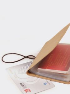 กระเป๋าใส่บัตรแบบเรียบง่ายออกแบบเอง-03ซองใส่บัตรกระดาษคราฟท์ซักได้มีเอกลักษณ์เรียบง่าย16ช่องใส่บัตรใช้ได้ทั่วไป