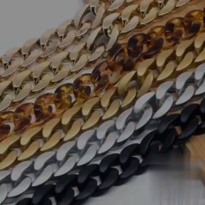 Pet Stainless Steel Necklace for Small Medium Large Dogs Pitbull Bulldog Silvery/Golden Pet Accessories Portable Pet Supplies Adjustable Dog Collar Suitable for Small and Medium-sized Dog Training