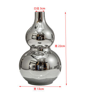 วัตถุประดับตกแต่งสไตล์ยุโรป กระติกน้ำชาเซรามิคสีทองและเงิน กระติกน้ำชาขนาดกลางสำหรับตกแต่งห้องนั่งเล่นและร้านอาหาร