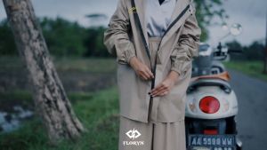 Jas Hujan Rok Wanita Dewasa Bahan PVC Tebal Anti Rembes By FLORYN