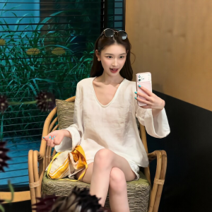 Slim V-Neck Thin Long Sleeve Shirt and Casual Shorts Set