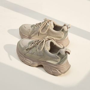 LANKAMO | รองเท้าผ้าใบพื้นหนาสำหรับผู้หญิง ทรงลำลอง สไตล์ย้อนยุค น้ำหนักเบา รองเท้ากีฬาสีขาว ทรงหัวมน พื้นรองเท้าทำจากยาง