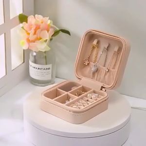 Hộp đựng nữ trang mini chất liệu mềm mại nhỏ gọn tiện lợi Hộp đựng đồ trang sức nhỏ gọn có khóa kéo lưu trữ an toàn - BUM STORE