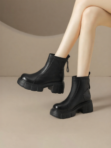 Josiny | Thick Heel Elevation Black Boots 2026 Spring New Arrivals