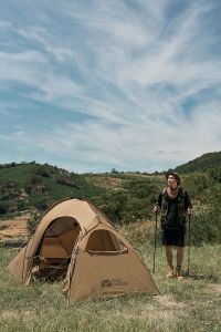 MOBI GARDEN Camping Ultralight Backpacking Tent Lightweight 2-3 Persons Waterproof Camping Outdoor 3-4 Seasons