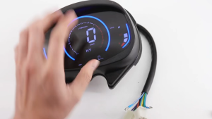 มาตรวัดความเร็วอุปกรณ์ไฟ LED รถจักรยานยนต์ใหม่รอบต่อนาทีสำหรับฮอนด้า XRM110RS ระดับน้ำมันเชื้อเพลิงดิจิตอลโวลต์ตัวบ่งชี้แดชบอร์ดเกียร์เครื่องวัดความเร็ว