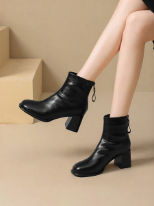 Josiny | Winter New Chelsea Boot Black Slim Design