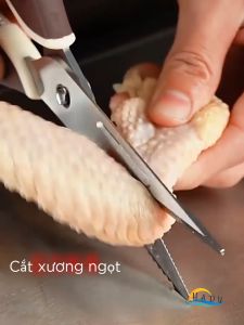 Kéo Cắt Gà Đa Năng 5 trong 1 Inox 304 SSGP Kéo Làm Bếp Chuyên Dụng Cắt Xương Đánh Vảy Cá Kẹp Càng Cua Mở Nắp Bia Lưỡi Thép Đức Siêu Bén Cao Cấp Đạt Chất Lượng LFGB Đức