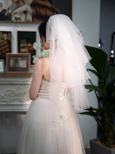 Brides Short Layered Flared Wedding Dress Headpiece Soft Tulle Material Marriage Registration Engagement Photo Prop