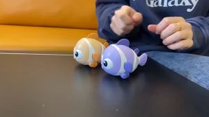 🐟Skindy Colorful Clownfish Swinging Toy A Cute and Interactive Wind-Up Clockwork Toy for Kids