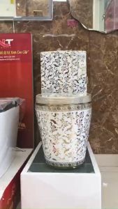 BỒN CẦU BỆT HOA VĂN VÀNG GROVES GB 8040