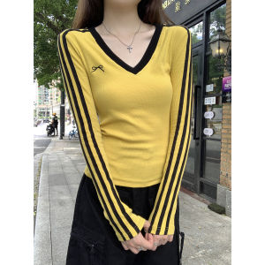 Autumn Korean Style Slim Fit V-Neck Long Sleeve T-Shirt Embroidered Design Base Layer Top Breathable Comfortable Cotton Blend