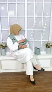 Gendongan Kaos Geos Gen Two By deryl (Dengan Busa Dipundak)