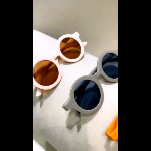 Kids Sunglasses: Fashion, UV Protection & Polarized Sunglasses for Boys & Girls