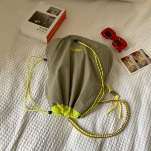 Large Capacity Casual Shoulder Bag for Women Commuter Tote Bag Trendy Crossbody Bag Nylon Material Zipper Closure Soft Handbag