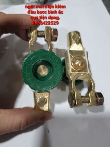 ngắt mát cắt mát bình điện ắc quy kiêm đầu booc xe tải xe hơi máy công trình loại dầy. giá 01 cái