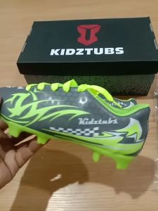 KIDZTUBS Sepatu Bola Anak Paket Komplit Sepatu Bola Tas Skin Deker Kaos Kaki Usia 6-10 Tahun Size 28 29 30 31 32 33 34 35 36 37 KDZ0936010525