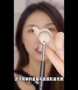 ZEO Blush Brush Naturally Smudged Bristles Soft Makeup Brush Highlight-brush