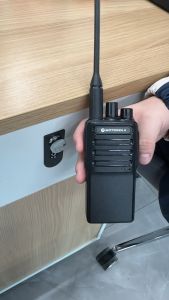 HT Motorola UHF Walkie-Talkie CP6688 headset K Jarak jauh 10KM 5800mAh battery Type-C charging Two-way radio