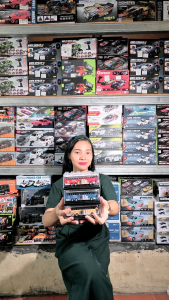 Diecast Miniatur Mainan Mobil Bus Traveling Wisata Metal Mika Susun Buka Pintu