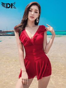 Conservative Womens One-Piece Swimsuit 2025 New Style Slimming Belly Cover up Holiday Thermal Spa Special Swimwear