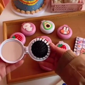 Yesterday High Quality Travel Hair Brush Folding: Round Pocket Hair Brush Mini Hair Comb with Mirror