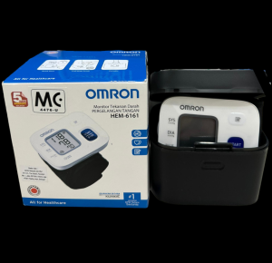 OMRON HEM-6161 Wrist Blood Pressure MONITOR HEM6161 欧姆龙手腕血压计 mesin tekanan darah pergelangan tangan