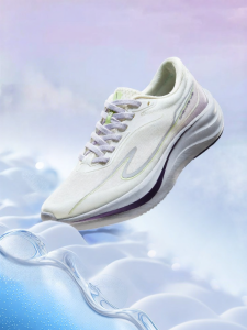 Erke | Womens Lightweight Shock Absorbing Thick Soft Sole Running Shoes