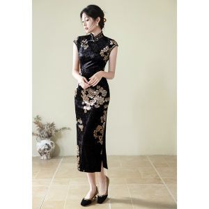 Elegant Black Silk Velvet Cheongsam with Floral Print Retro Style High Slit for Show And Performance Slimming Everyday Wear