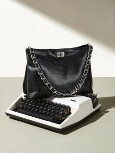 Josiny | Black Spacious Commuter Tote Bag