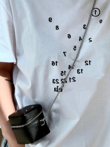 กระเป๋าสะพายไหล่ทรงสี่เหลี่ยมสุดเก๋สำหรับผู้หญิง กระเป๋าสะพายไหล่แบบผูกโบว์ด้วยมือ กระเป๋าถือแบบหนัง PU วัสดุอื่นๆ สำหรับทุกเพศ ทุกช่วงวัย ใช้ในชีวิตประจำวัน