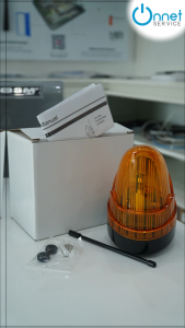 ไฟหัวเสา สัญญาณไฟกระพริบ LED ไฟแจ้งเตือน มอเตอร์ประตูรีโมท ใช้ได้ทั้ง AC / DC