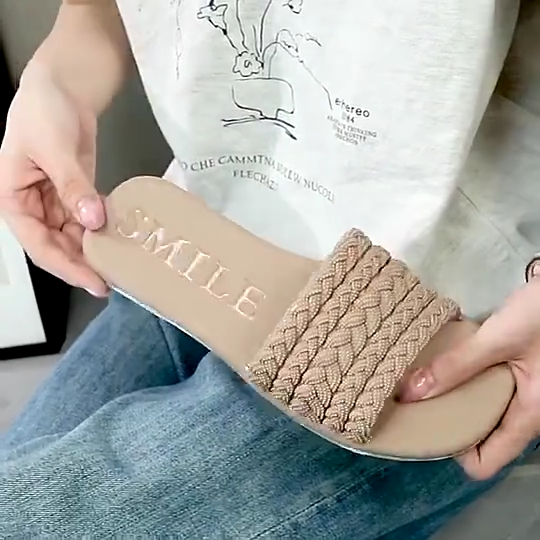 2025 New Korean Style Flat Slippers for Women Comfortable Square Ideal for Indoor & Outdoor Slippers #WT157