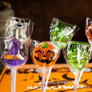 Halloween Candy & Pumpkin Lollipop Gift Set - Trendy Spooky Viral Hit for Party Favors Student Activities and Holiday Decor