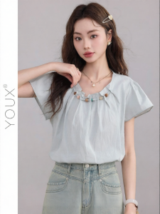 YOUXIANG | Áo Sơ Mi Nữ Tay Ngắn Màu Xanh Nhạt Thiết Kế Độc Đáo