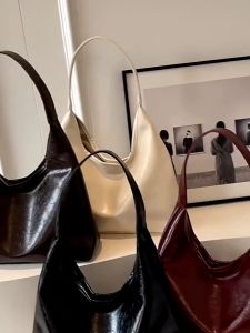 Tas Totebag Kuliah Wanita Estetik Muat Laptop PU Sintetis Leather Premium 2024
