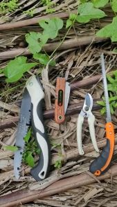 (Freeship) Combo Dụng Cụ Làm Vườn Cây Cảnh Bonsai (Cưa Gập SK5 Kéo Cắt Cành Dao Ghép Cành và Cưa Lách New) - Dụng Cụ Bonsai Hàng Nhật